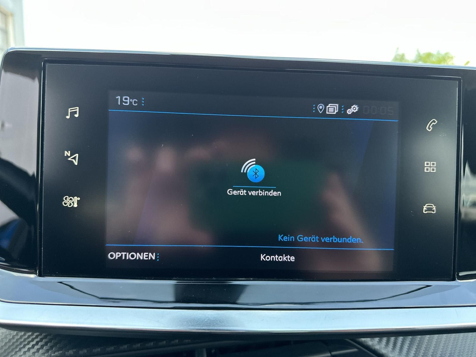 Peugeot 2008 - Samsaru's Car Outlet