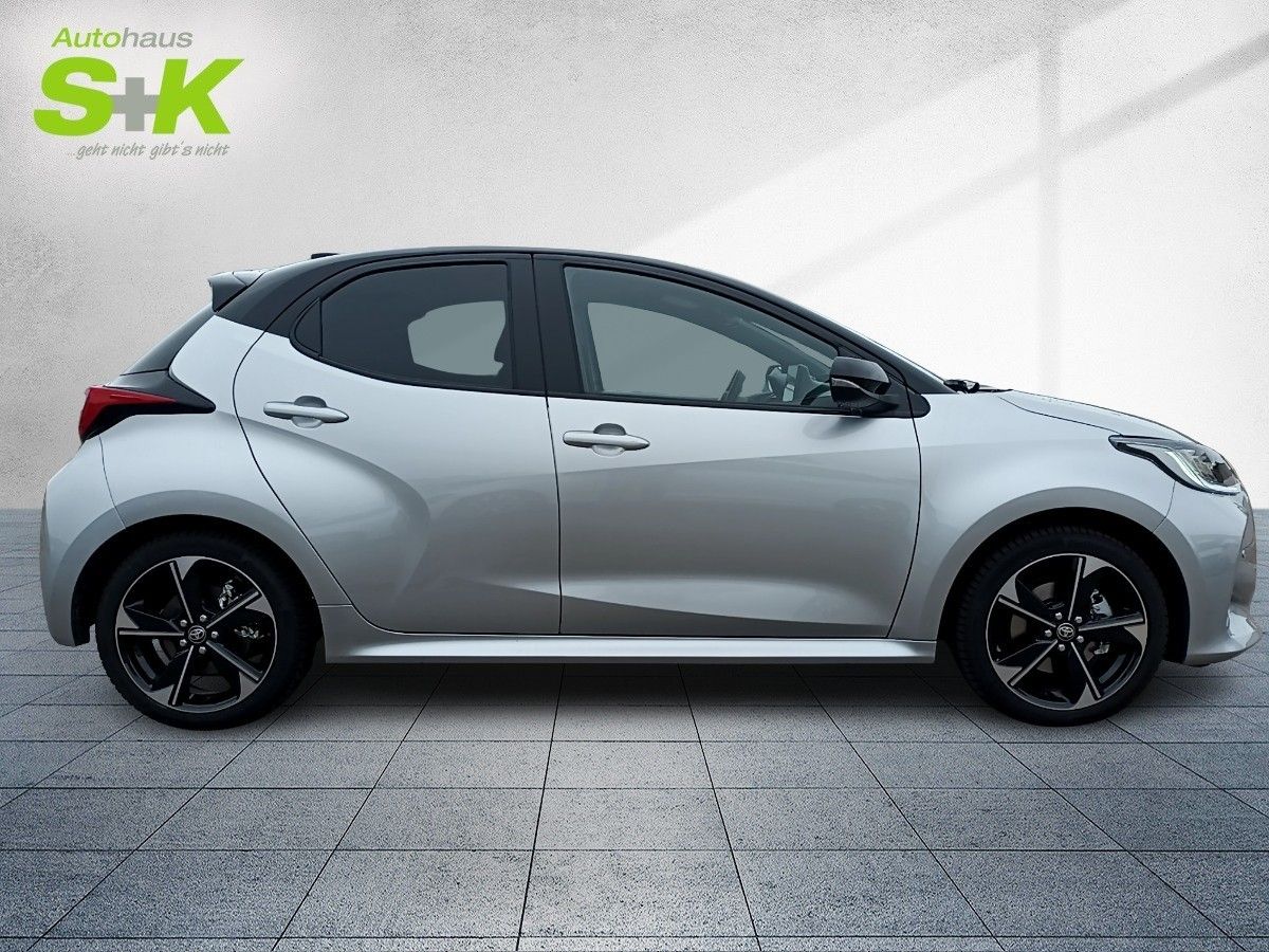 Toyota Yaris 1.5 Hybrid Style PLUS*CARPLAY+LED+PDC+NAVI
