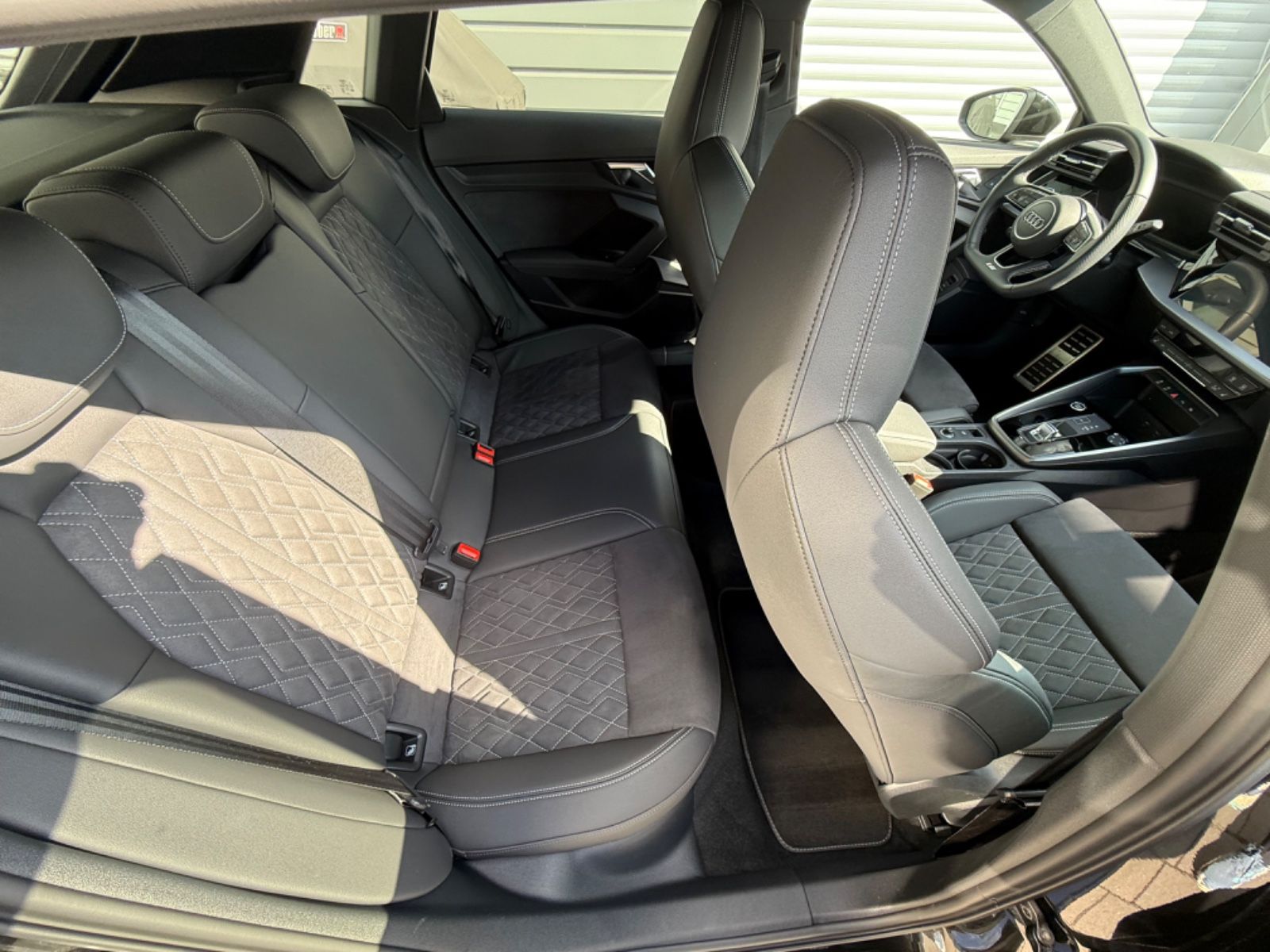 Audi A3 Sportback 35 TFSI S-Line DSG LED Kamera