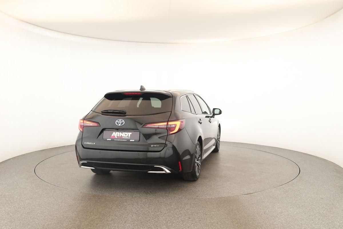 Toyota Corolla Touring Sports 2.0 CVT Team D Navi Kam