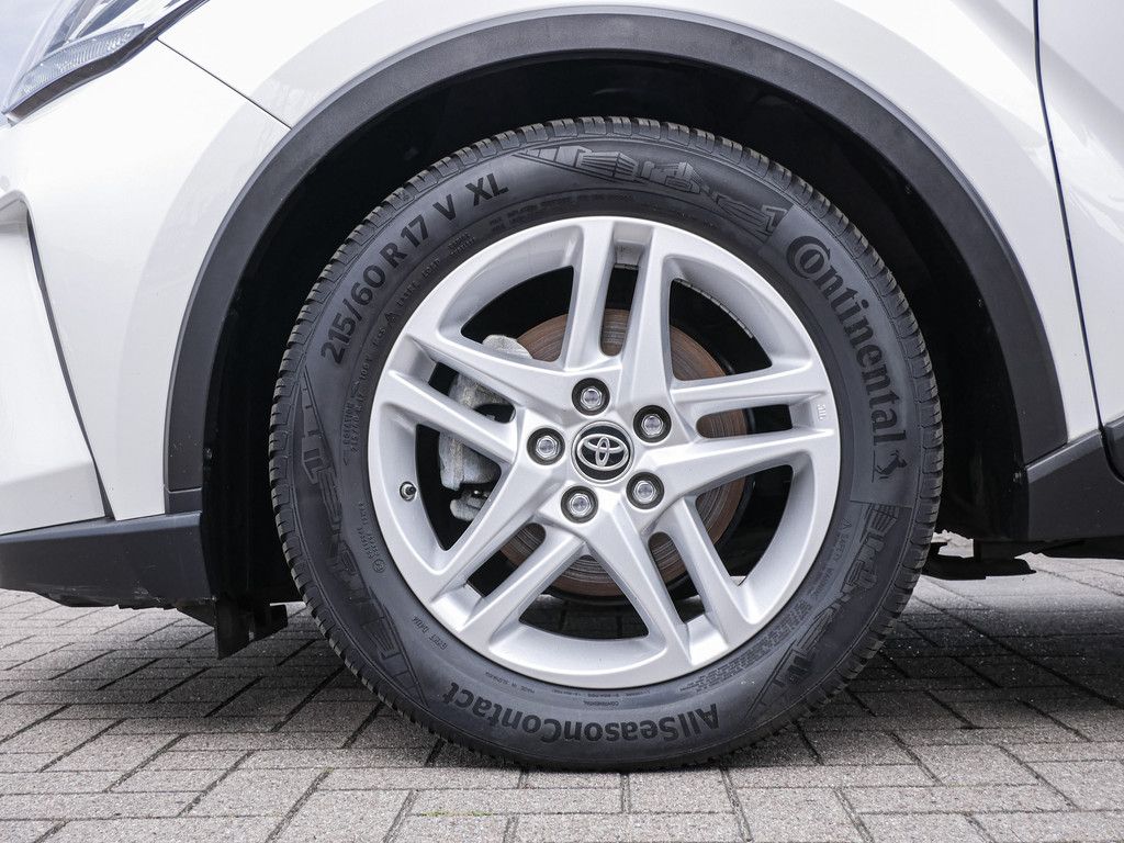 Toyota C-HR HYBRID Flow - Samsaru's Car Outlet
