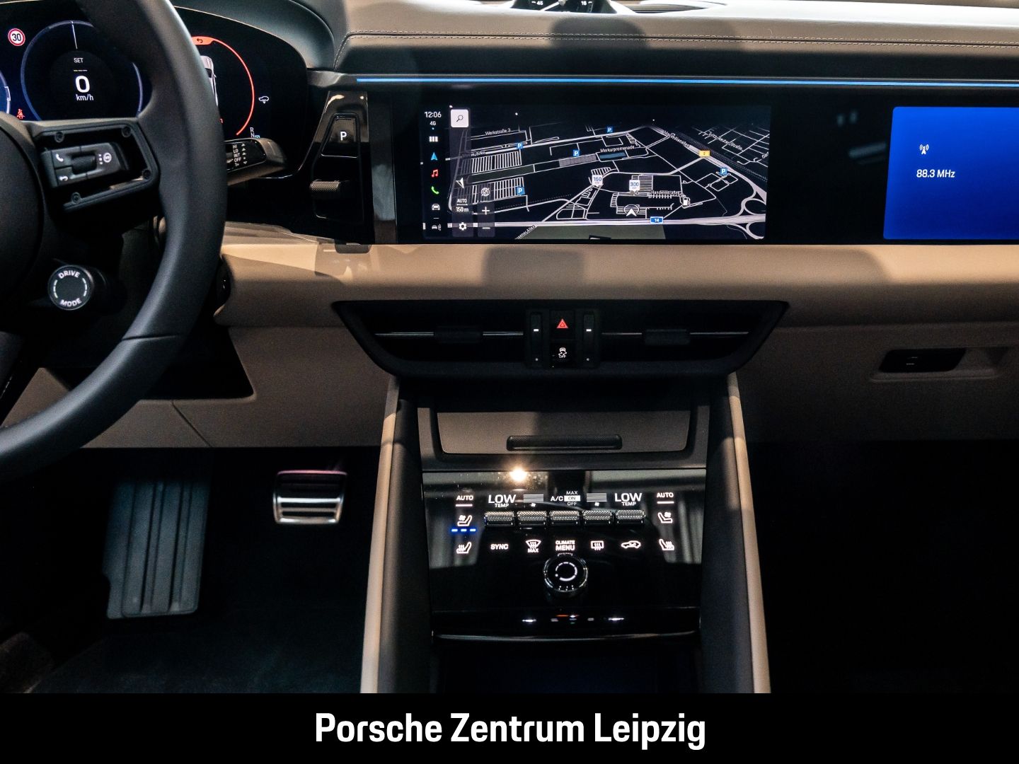Porsche Macan 4S AR-HeadUp Sitzklima Matrix AHK BeifDisp