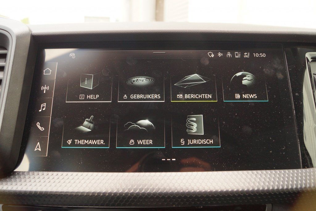 Audi A1 Sportback 25 TFSI automatik Pro Line -NAVI-EC