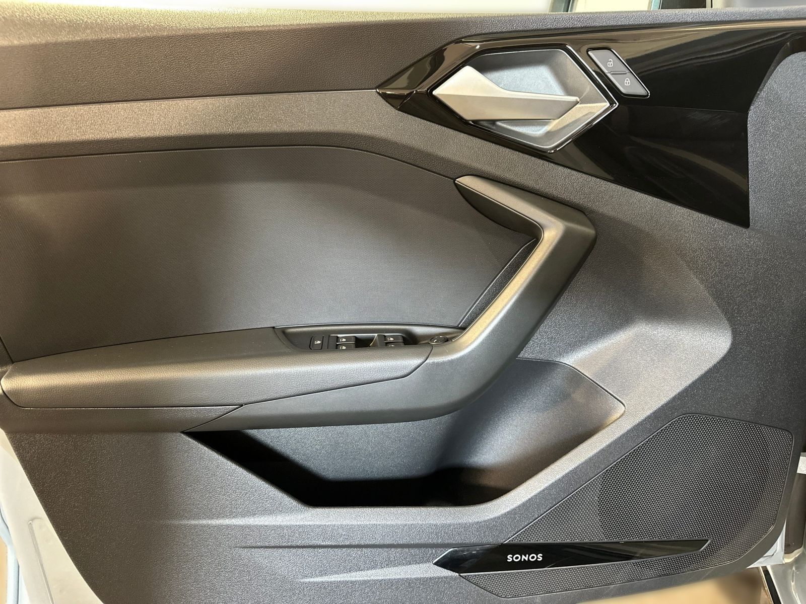 Audi A1 allstreet 1.5 TSI S LINE LED+SONOS+KAMERA+NAV