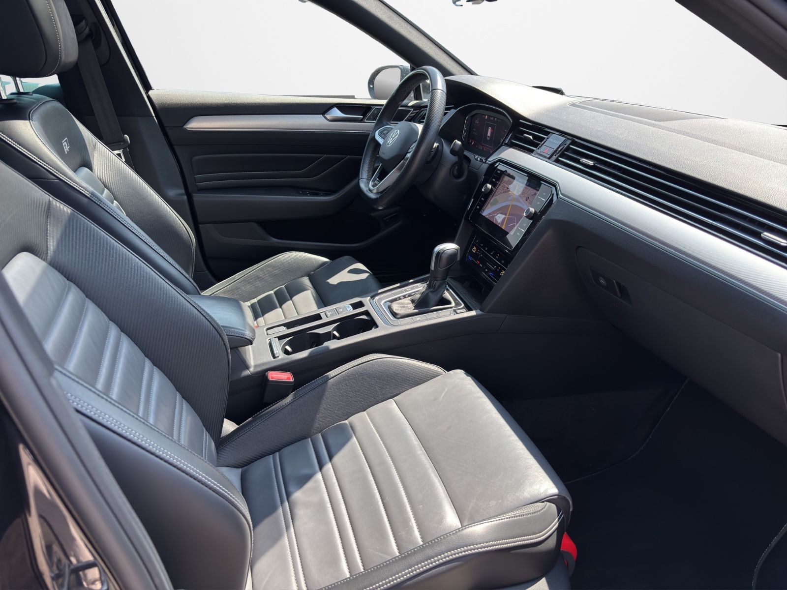 Volkswagen Passat R Line - Samsaru's Car Outlet