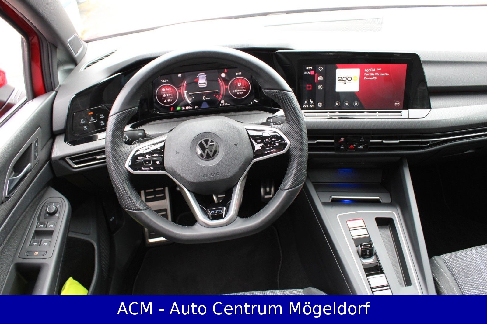 Volkswagen Golf VIII 2.0 GTD - Samsaru's Car Outlet