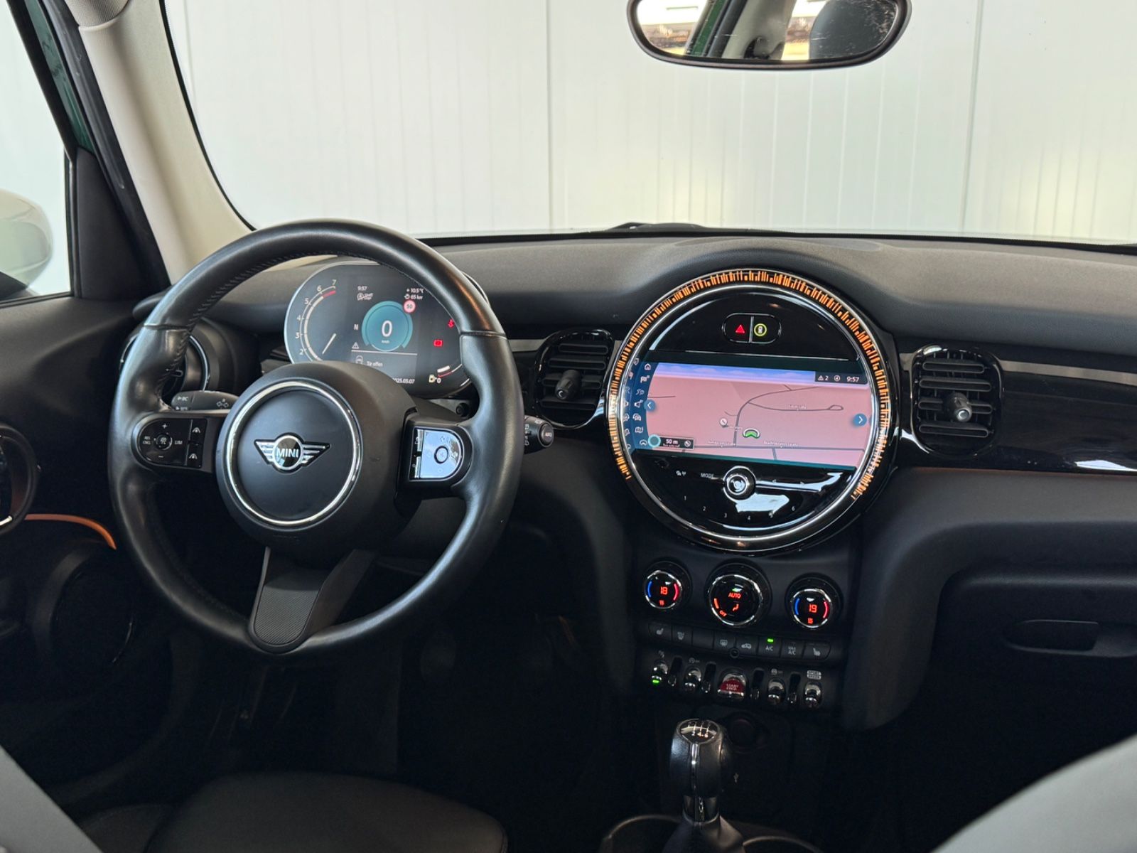 MINI Cooper S Classic - Samsaru's Car Outlet