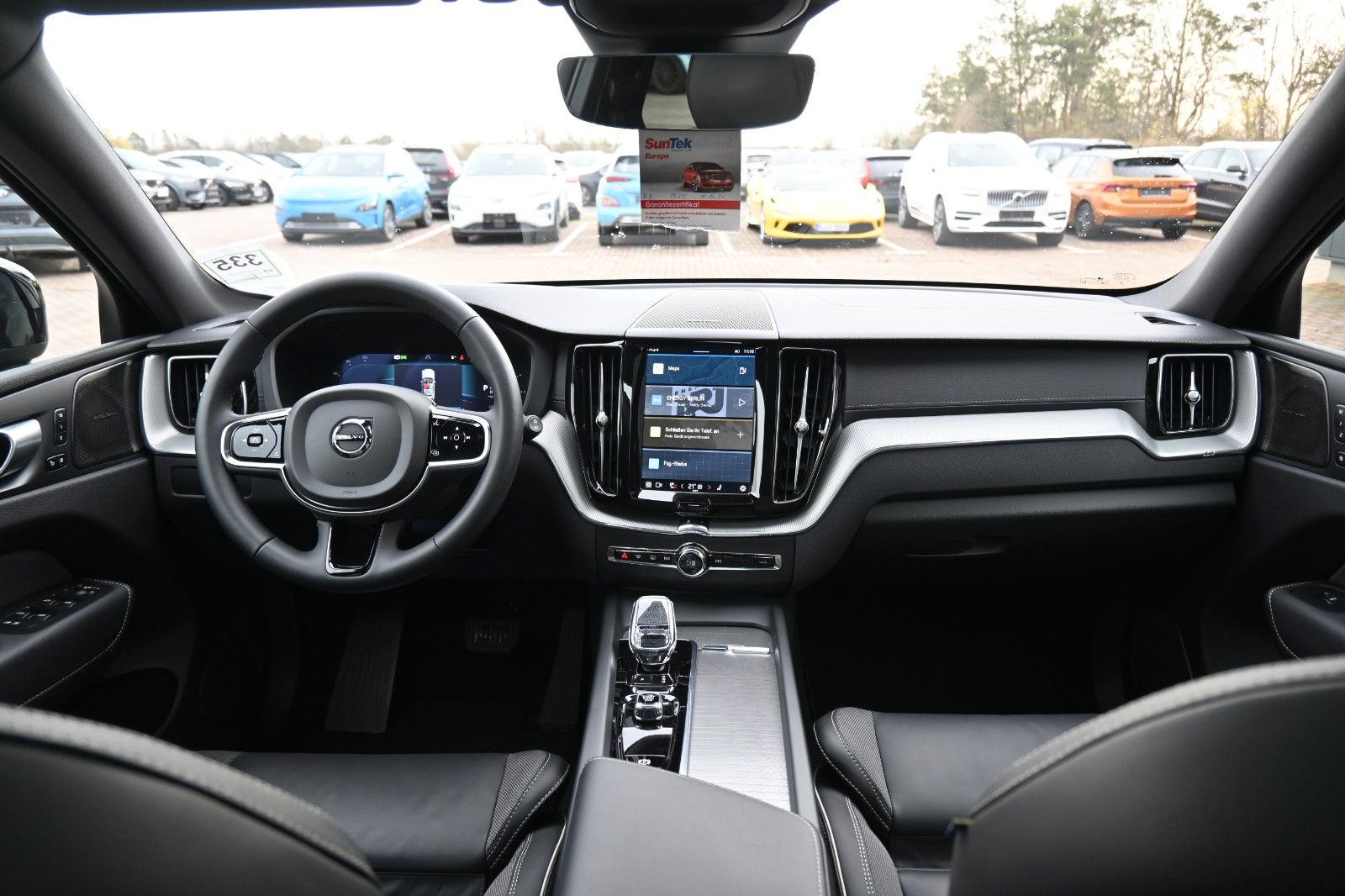 Volvo XC60 B4 AWD Ultimate Dark*LED*PANO*STHZ*
