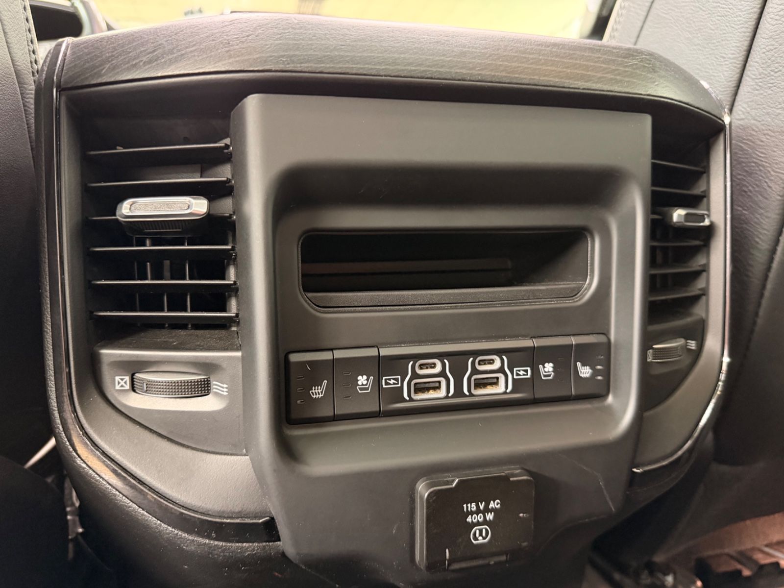Dodge RAM 1500 5.7 4X4 LIMITED Night LPG Pano Head-Up
