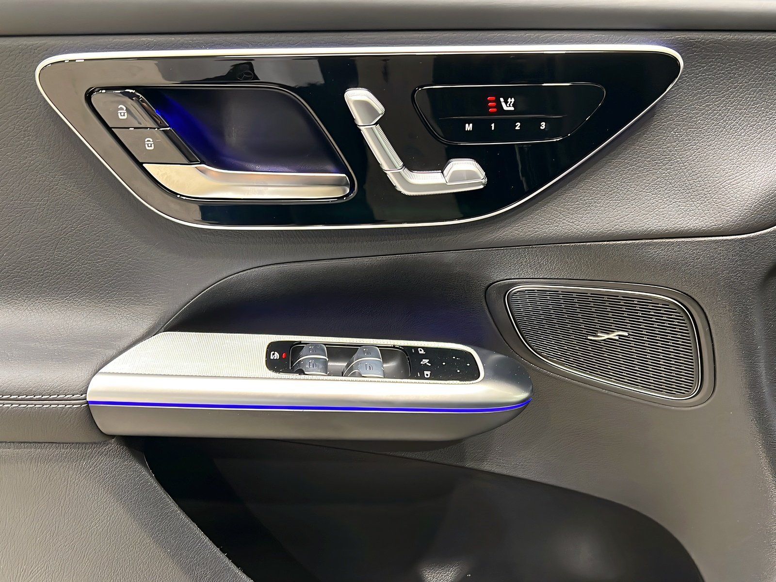Mercedes-Benz GLC 200 4M AMG+LED+NIGHT+Pano+TotW+AHK+360°