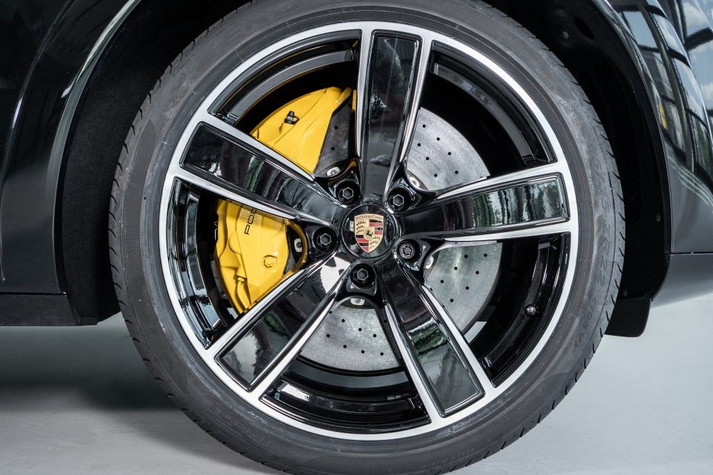 Porsche Cayenne Turbo S E-Hybrid Top Zustand
