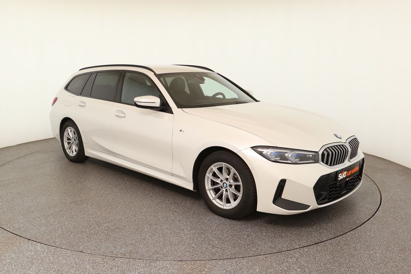 BMW 320i M Sport - Samsaru's Car Outlet