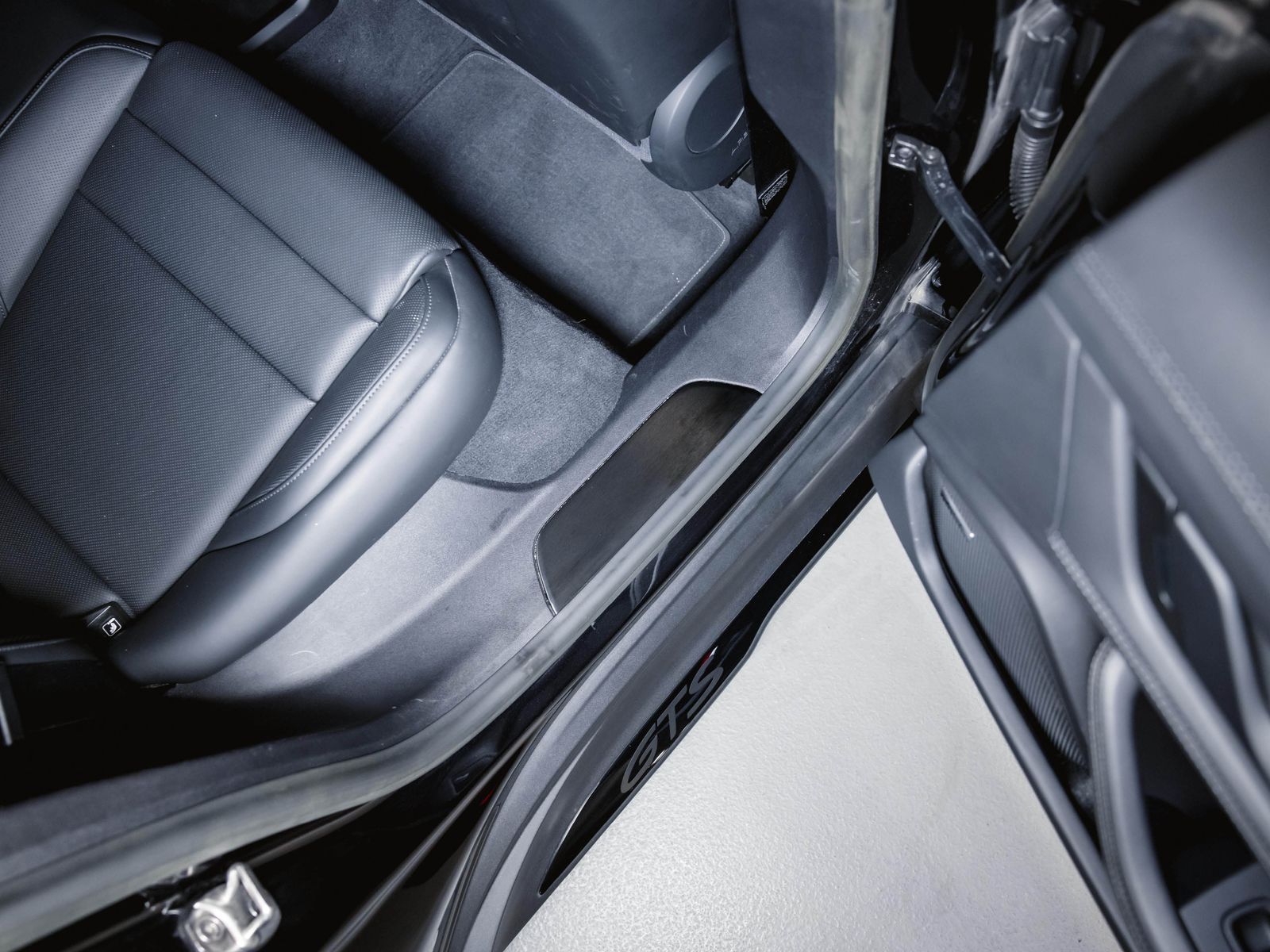 Porsche Taycan GTS InnoDrive BOSE Hinterachslenkung