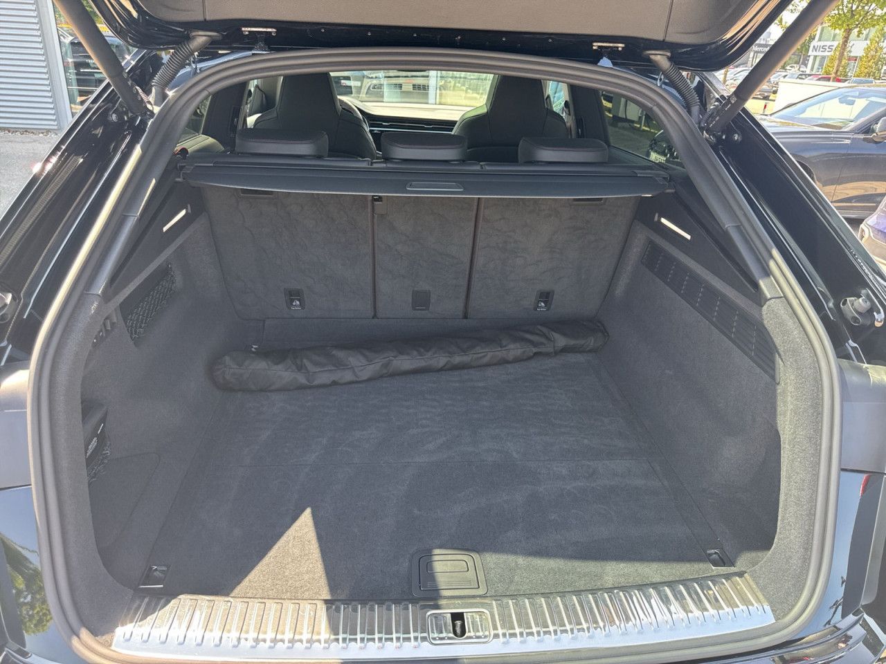 Audi RS Q8 SUV TFSI quattro tiptr. Top Ausstattung