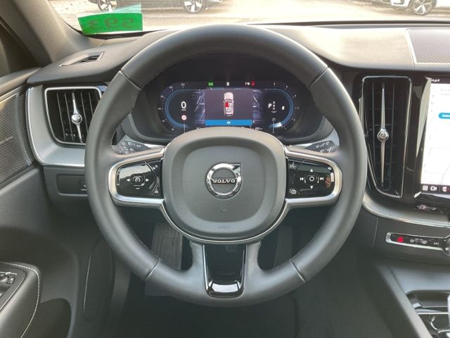 Volvo XC60 B4 Plus Dark 2WD ACC PANO 360° Allwetter