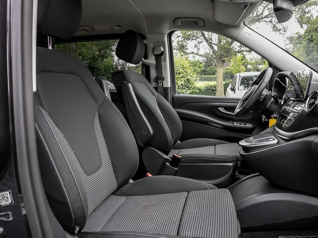 Mercedes-Benz V 220 d EDITION - Samsaru's Car Outlet