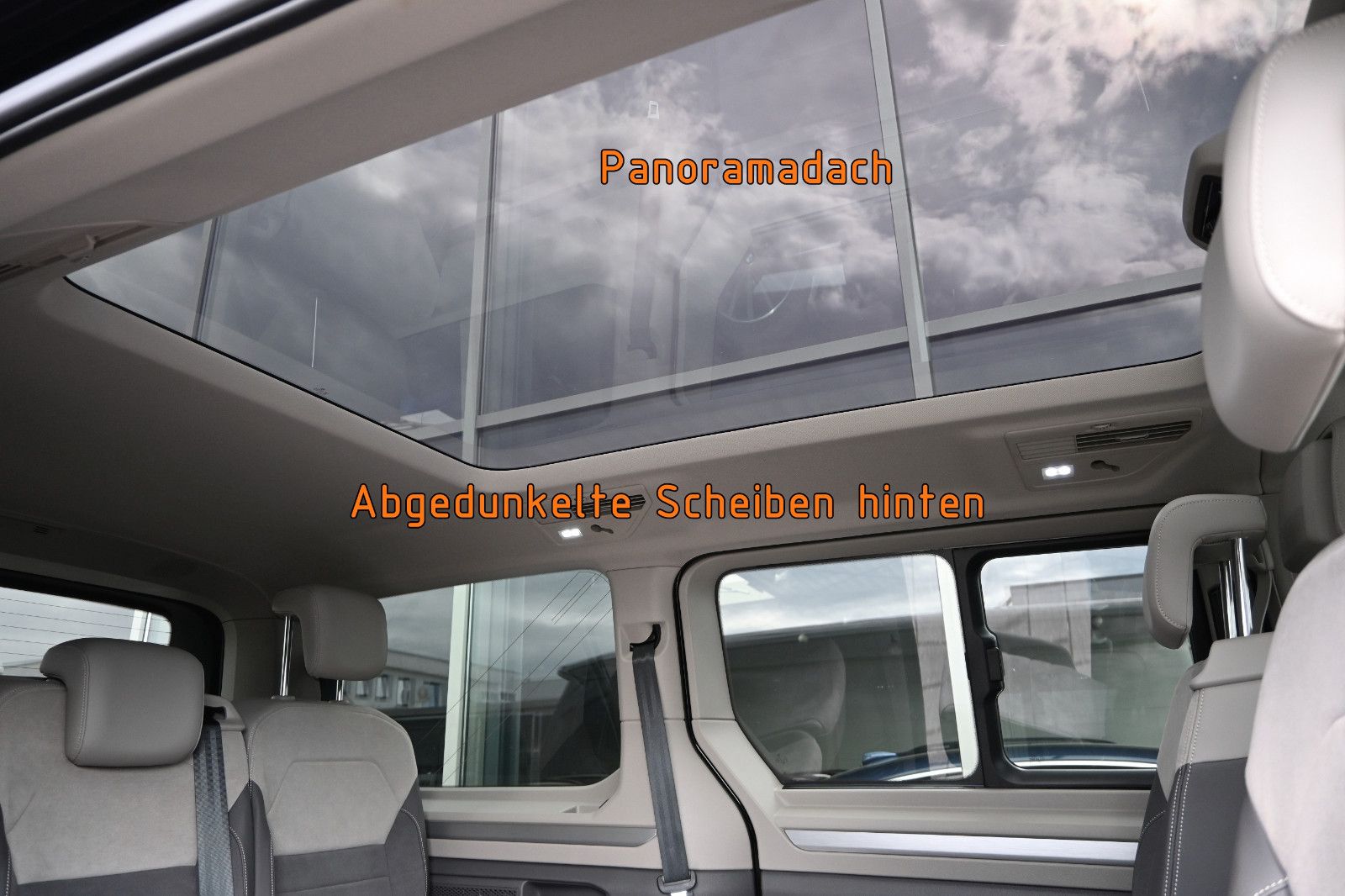 Volkswagen T7 Multivan 2.0 TDI DSG Style - Samsaru's Car Outlet