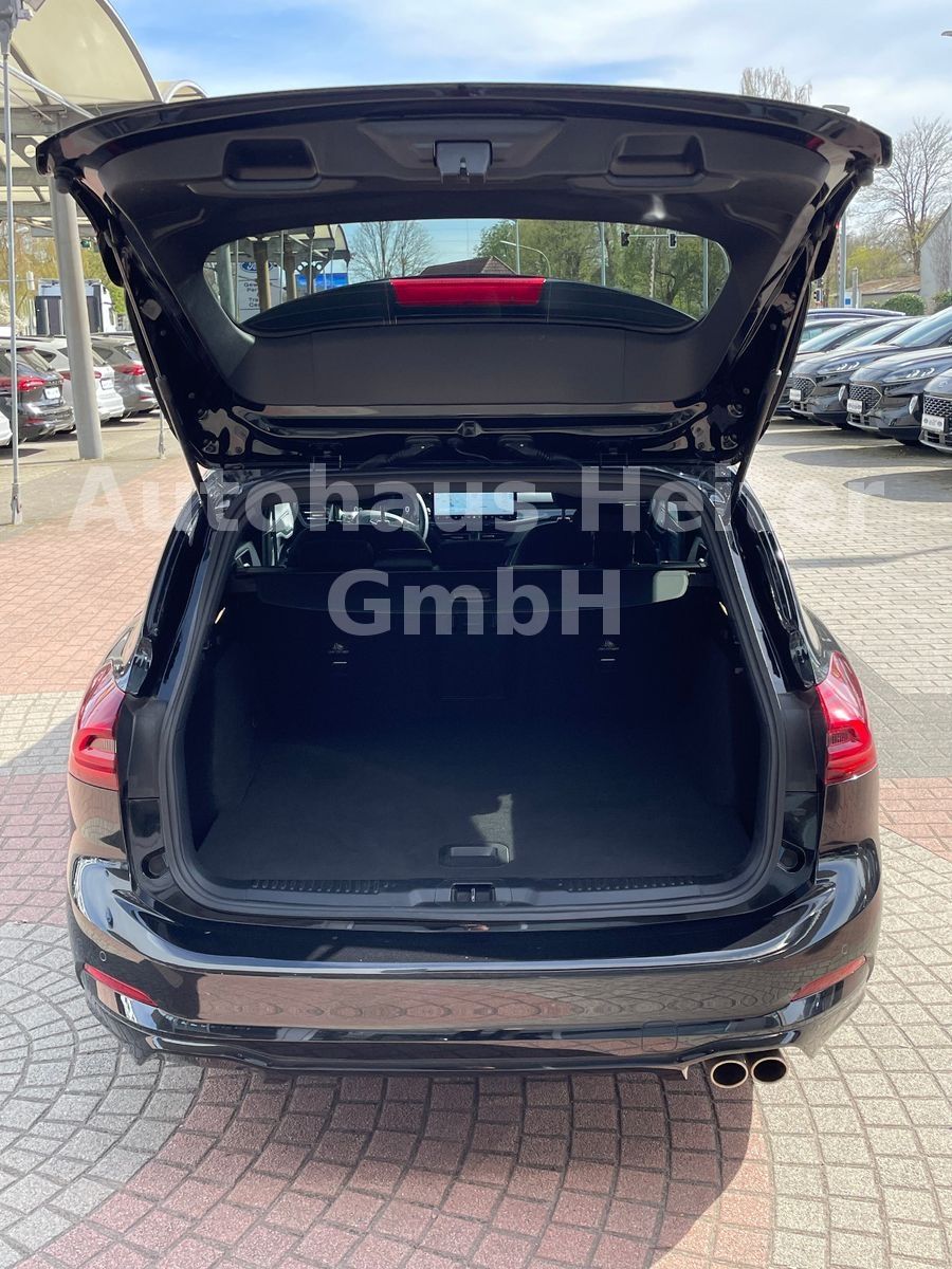 Ford Focus Automatik ST-Line X /155PS+Head-Up+ACC+AHK