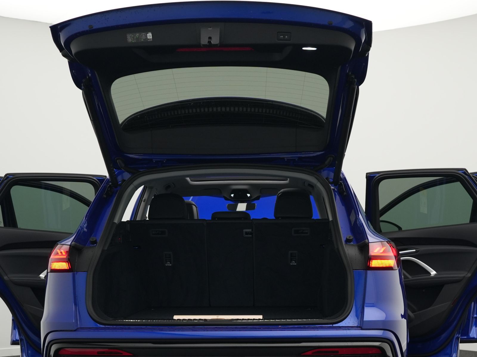 Audi Q5 2.0 TFSI S line S tr. *AHK*PANO*MATRIX*20''*