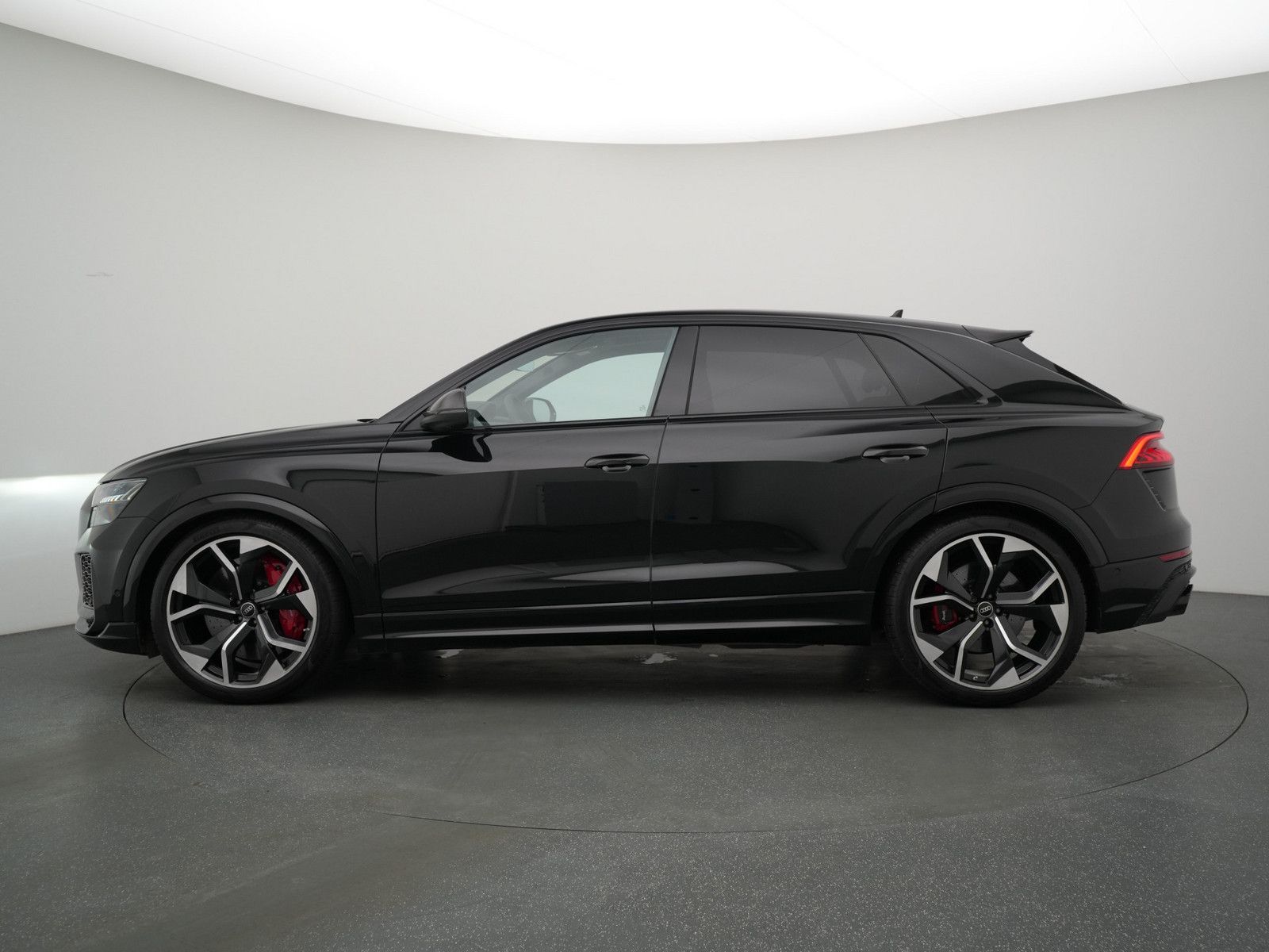 Audi RS Q8 DYNAMIK PAKET PLUS SITZBELÜ. MASSAGE ACC