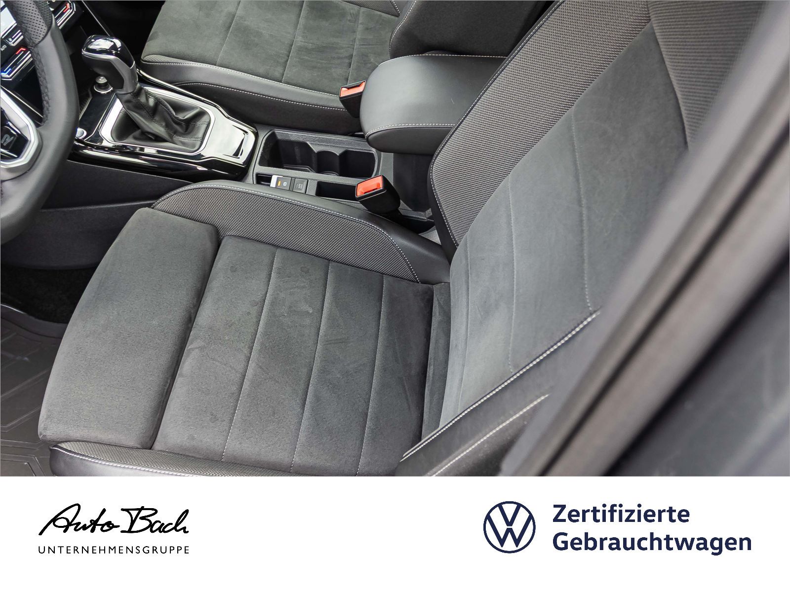 Volkswagen T-Roc 1.5 TSI R-Line - Samsaru's Car Outlet