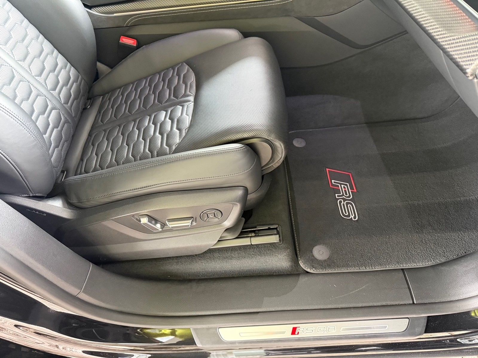 Audi RS Q8 4.0 TFSI quattro *Standhz*Massage*B&O*Pano