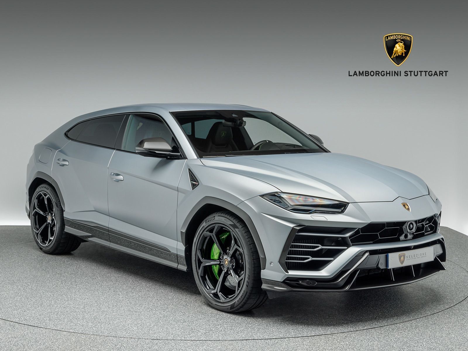 Lamborghini Urus - Samsaru's Car Outlet