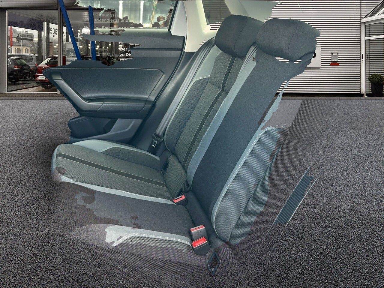 Volkswagen Polo VI Highline DSG - Samsaru's Car Outlet