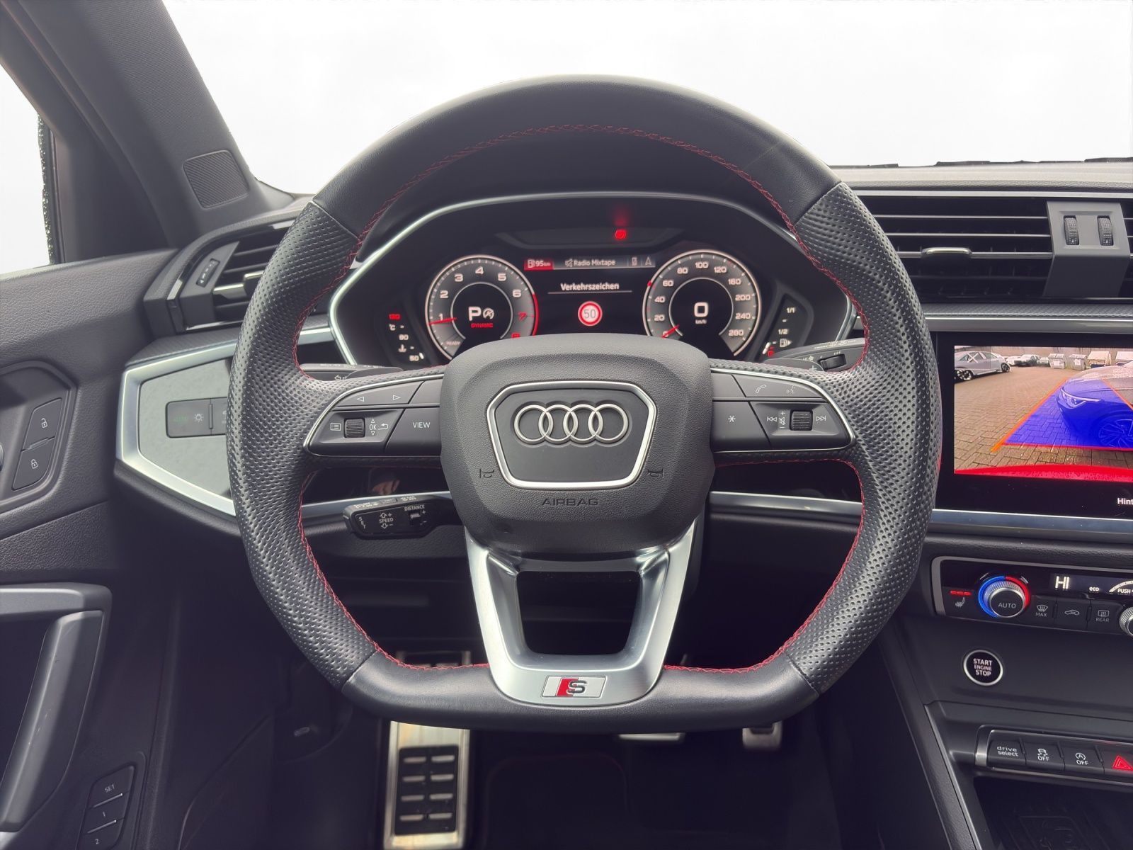 Audi Q3 40 TFSI qu. S line Matrix LM 20" Navi PDC+RFK