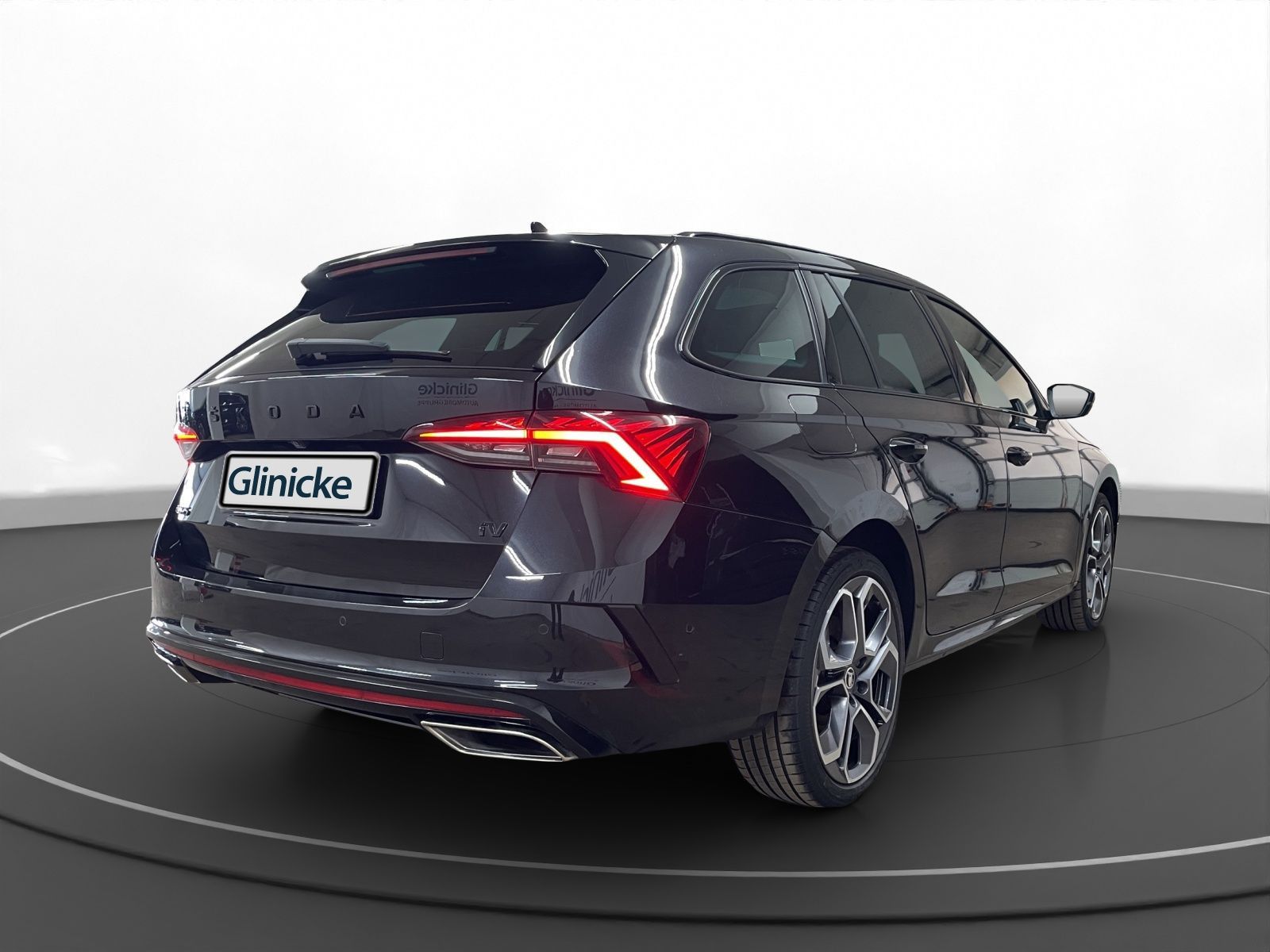 Skoda Octavia Combi RS 1.4 iV AHK Pano LM 19" LED Navi