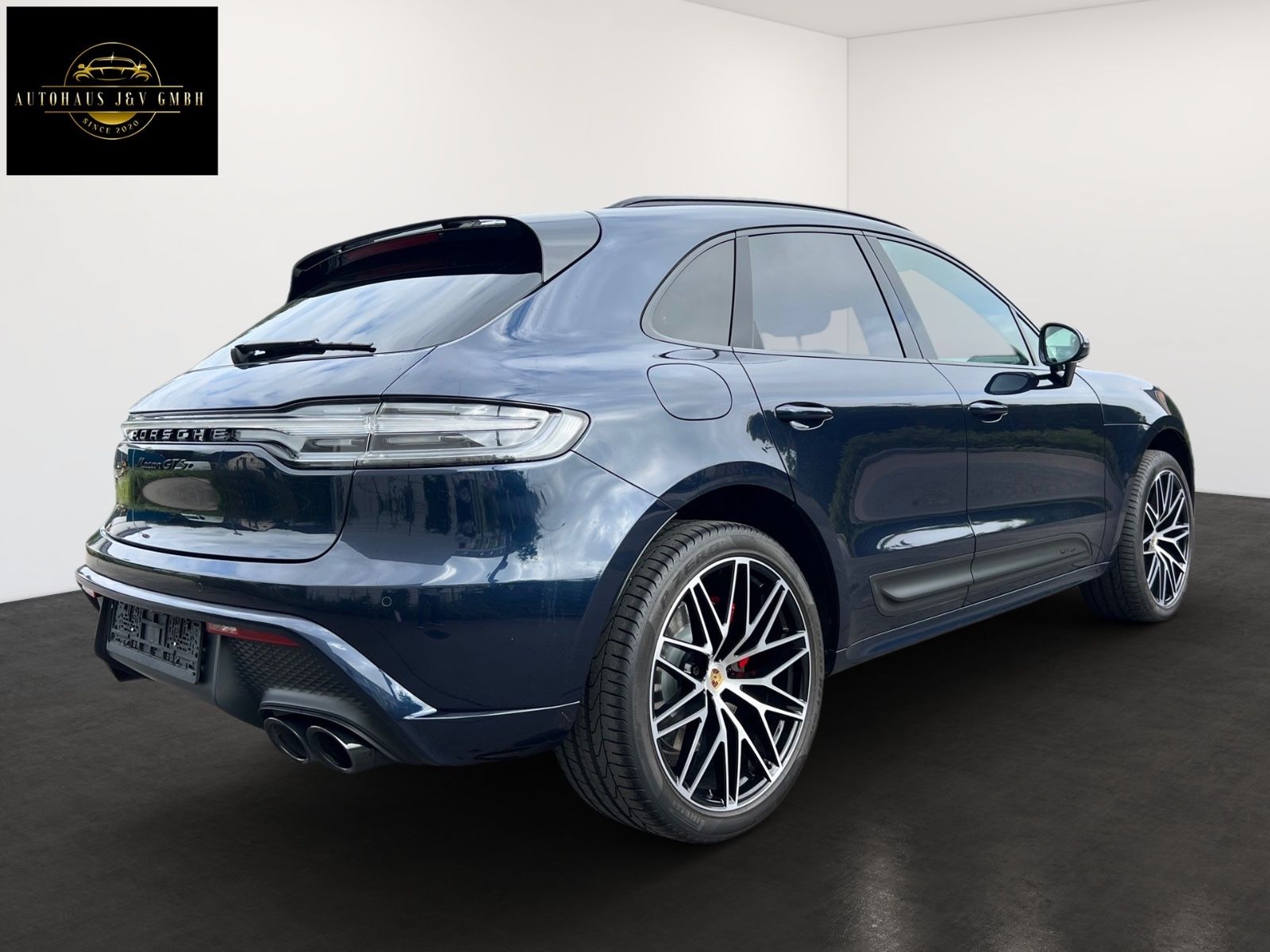 Porsche Macan GTS - Samsaru's Car Outlet