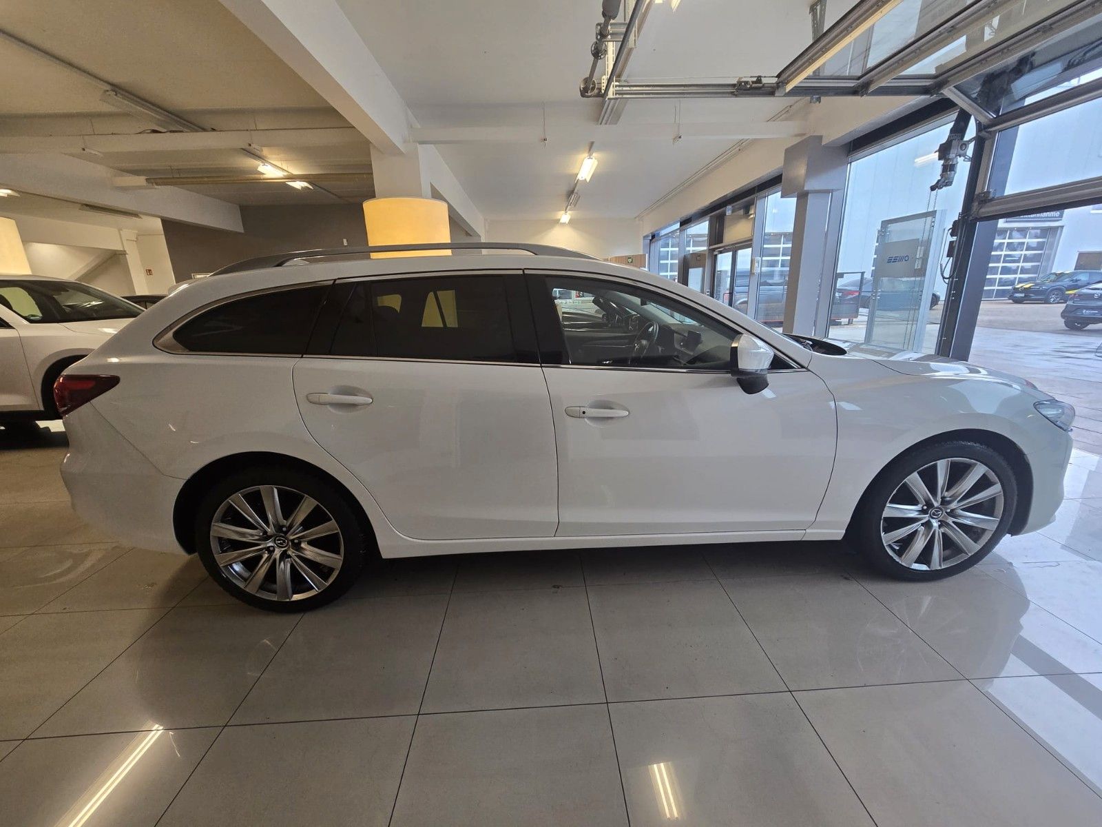 Mazda 6 Kombi Exclusive-Line *HUD*BOSE*SB*LEDER*360°