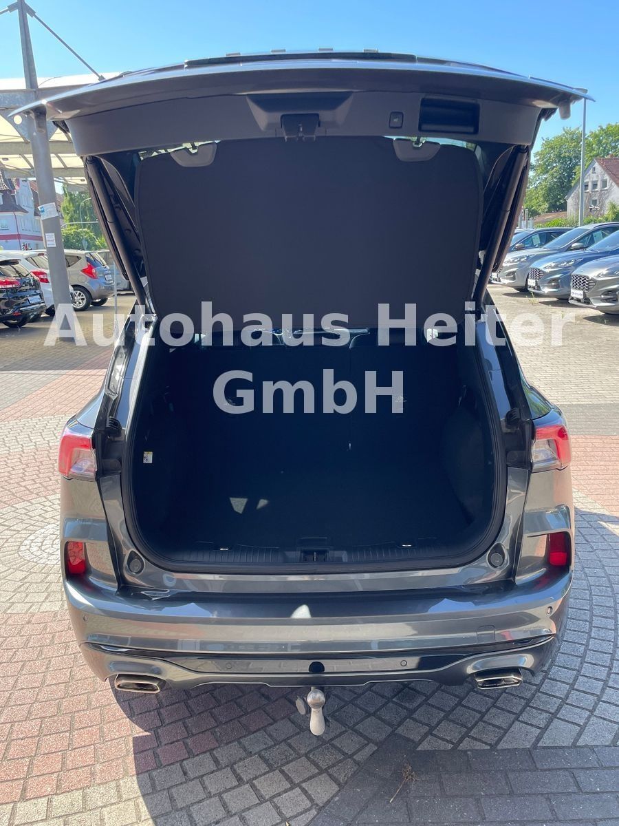 Ford Kuga PHEV ST-Line X - Samsaru's Car Outlet