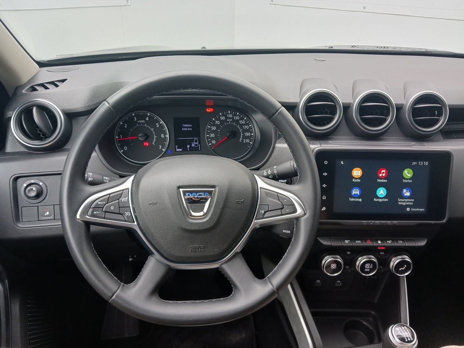 Dacia Duster Prestige Blue dCi 115 2WD - Samsaru's Car Outlet