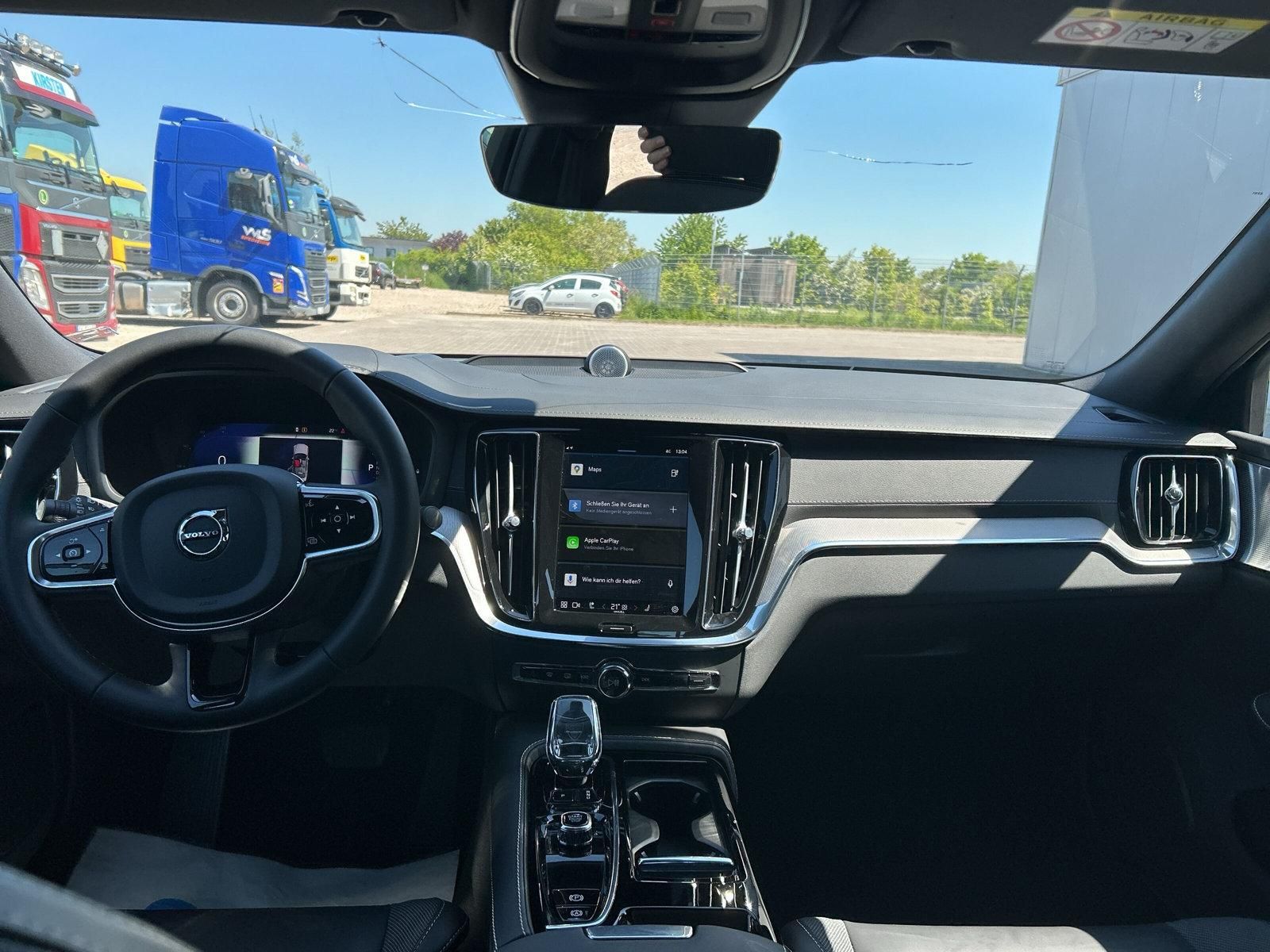 Volvo S60 T8 AWD Recharge Ultimate Dark 360° HUD STDHZ