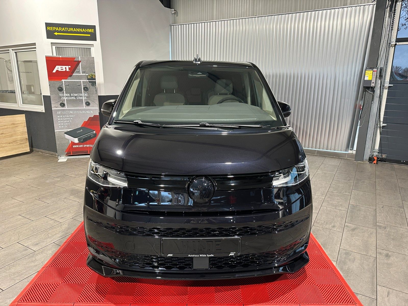 Volkswagen T7 Multivan ABT Edition - Samsaru's Car Outlet