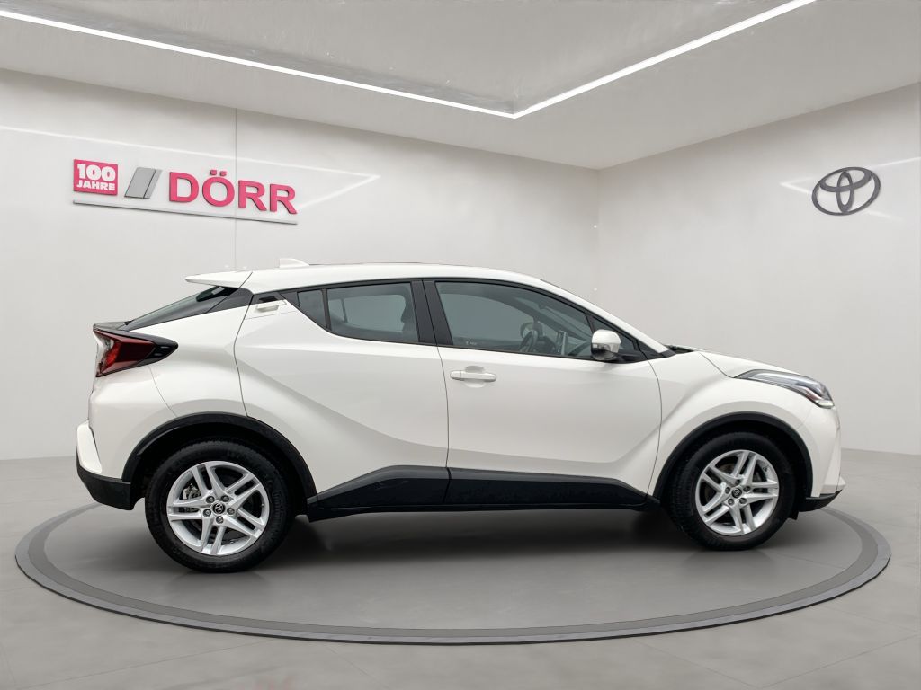 Toyota C-HR Hybrid Flow - Samsaru's Car Outlet