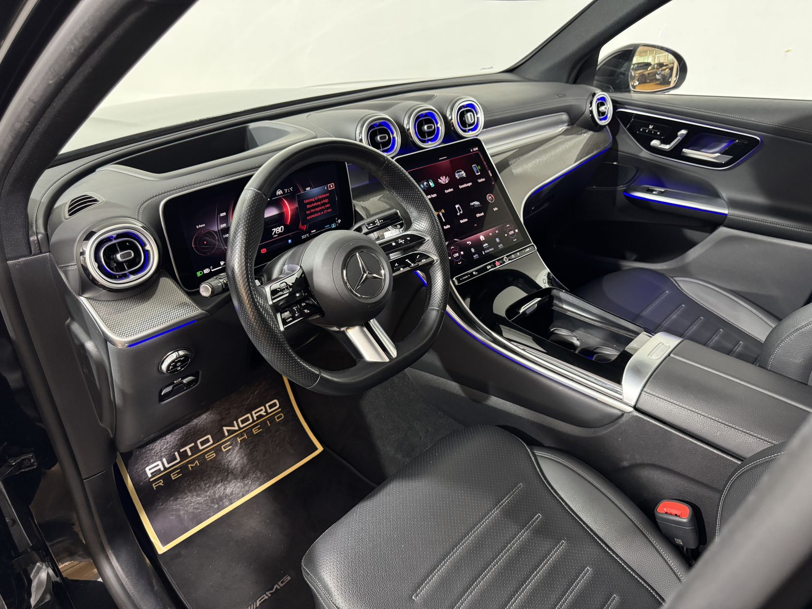 Mercedes-Benz GLC 200 AMG 4M*Pano*HeadUP*Night*360°*Memory*