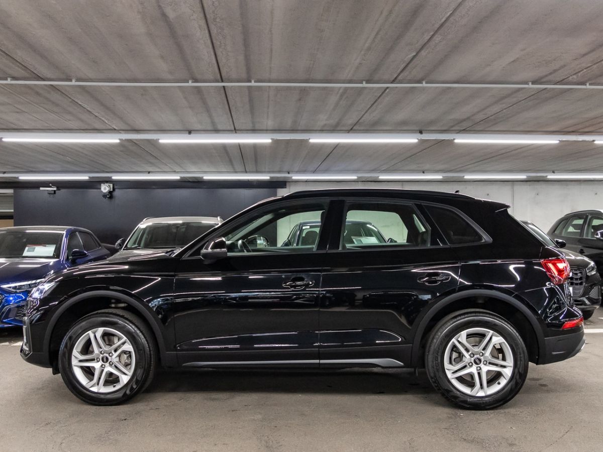 Audi Q5 40 TFSI quattro - Samsaru's Car Outlet