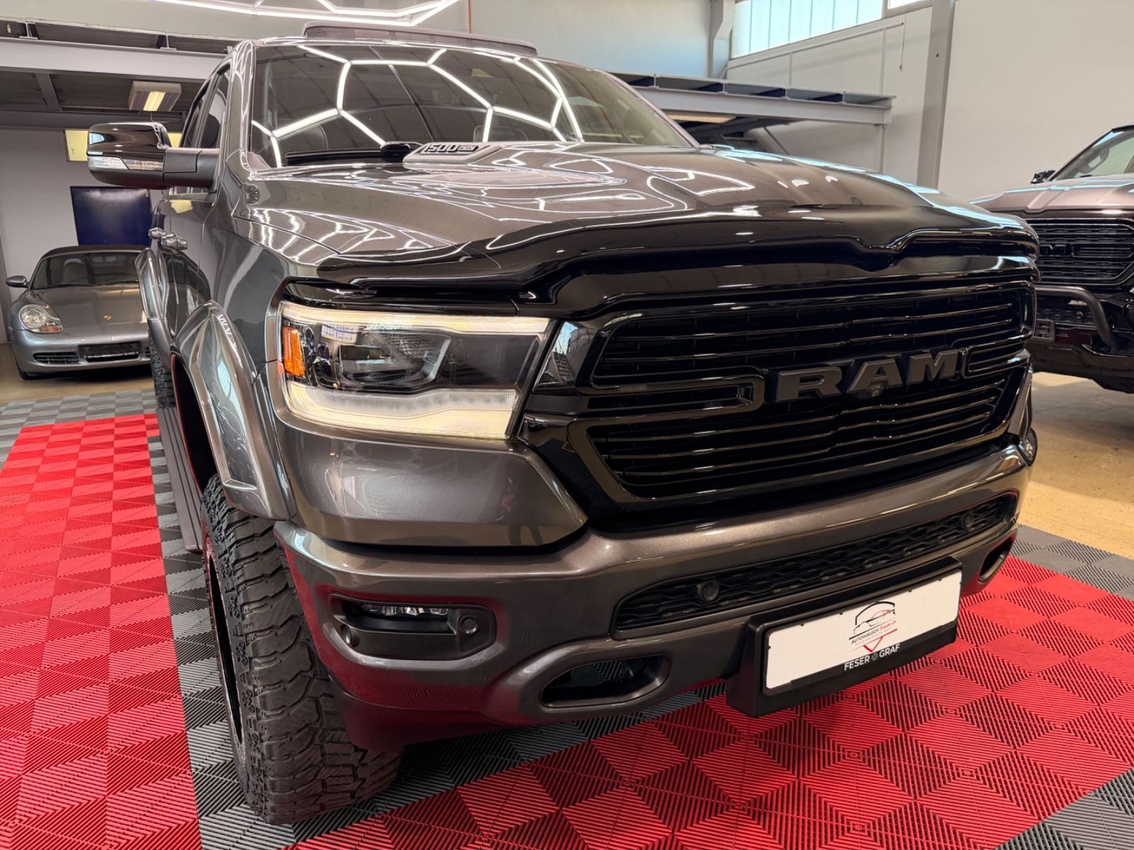 Dodge RAM 1500 5.7 4X4 LARAMIE PANO LPG MonsterTruck