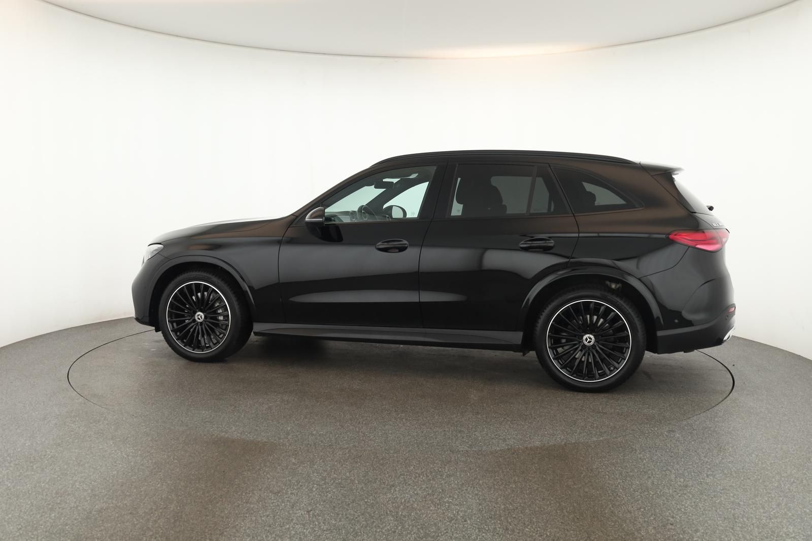 Mercedes-Benz GLC 300 d 4M AMG Advanced Night DIGITAL Pano AHK