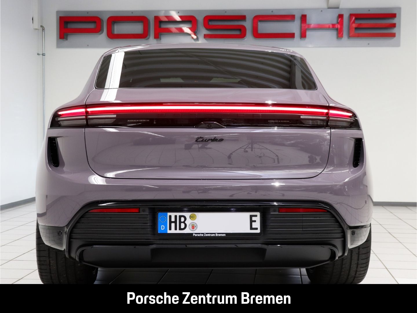 Porsche Macan Turbo - Samsaru's Car Outlet
