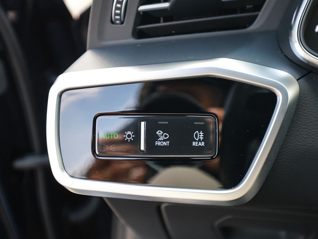 Audi A6 Avant S line 40 TDI S tronic ACC HUD 360° SHZ