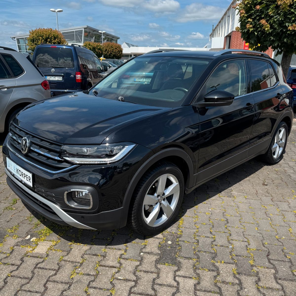 Volkswagen T-Cross Style - Samsaru's Car Outlet