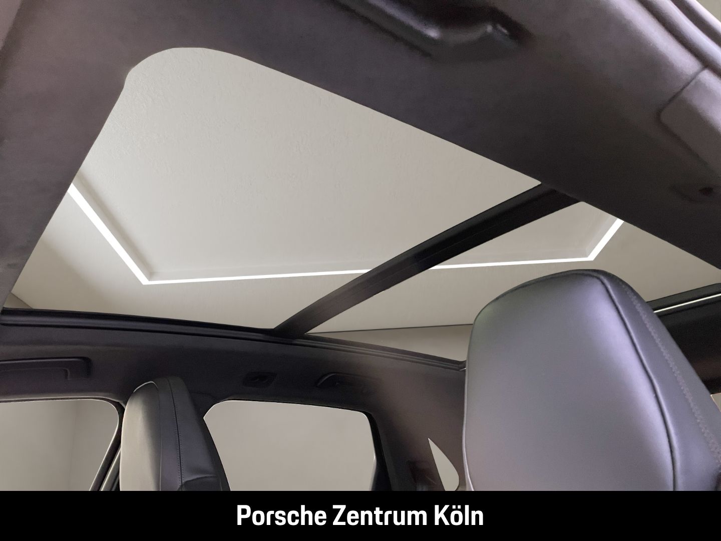 Porsche Cayenne GTS Carbon-Deisgn Sportabgas LED-Matrix
