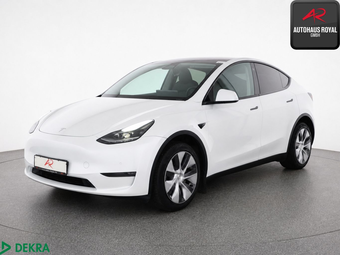 Tesla Model Y Long Range Dual AWD PANO,KEYLESS,360GRAD