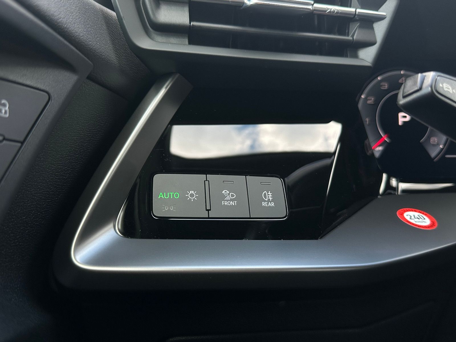 Audi A3 Limousine 35 TFSI S tr. S LINE+LED+NAVI PLUS