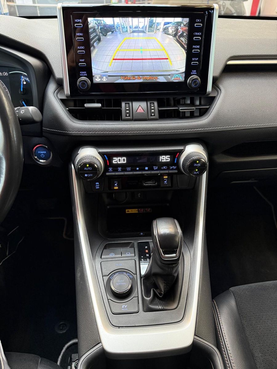 Toyota RAV 4 HYBRID 4x4 - Samsaru's Car Outlet