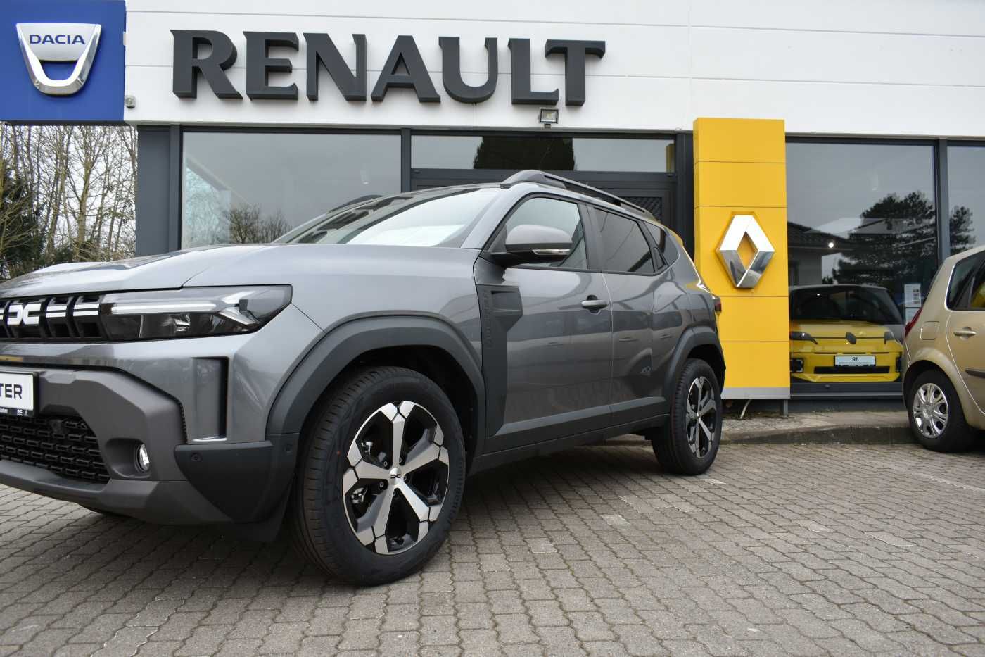 Dacia Duster 3 Journey Hybrid - Samsaru's Car Outlet