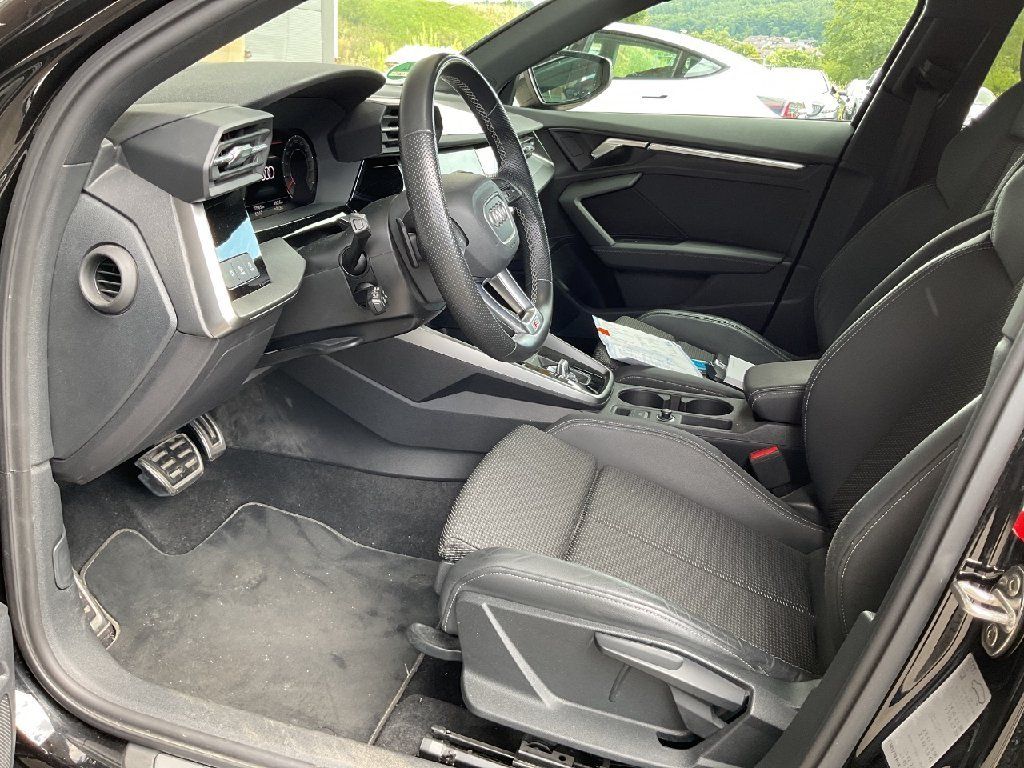 Audi A3 40 quattro  2.0 TFSI S-Line Matrix Leder ACC